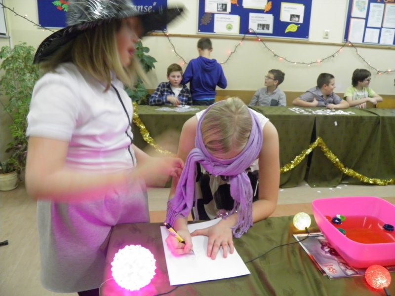 Zabawa andrzejkowo - integracyjna SP